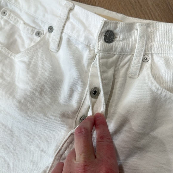 Madewell Relaxed Denim Shorts in Tile White Raw Hem High Rise Size 24 - Picture 5 of 13